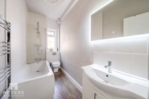 Bathroom  - click for photo gallery